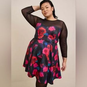 💙 93. Torrid Size 2 Mini Scuba Illusion Neck Dress